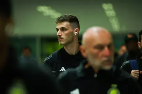 حارس النصر يعلن عن مصيره بعد ارتباطه بالرحيل